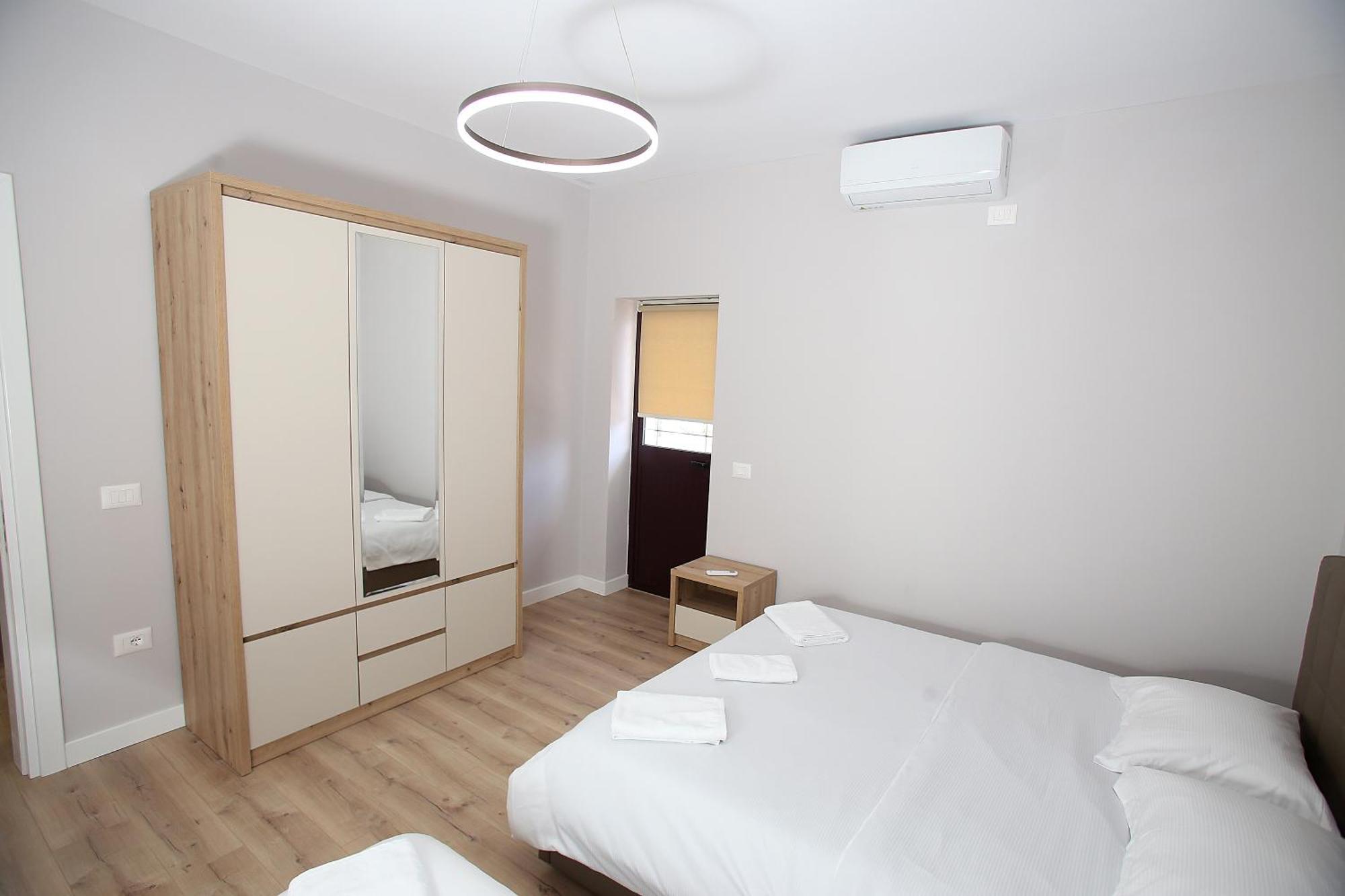 The Met Apartments Durrës Exterior foto